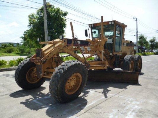 ขายรถเกรด 140H #2ZK8136 สภาพพร้อมใช้นำเข้าจาก USA/ ติดต่อ อำพล 090-9694506