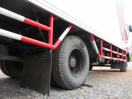 FB4J 140แรง ตู้แห้ง2บาน ยาว5เมตร