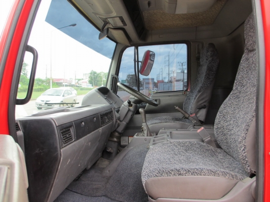 FB4J 140แรง ตู้แห้ง2บาน ยาว5เมตร