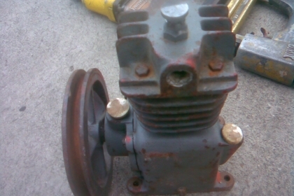 หัวปั้มลมเป็นของฮีโร่ครับสภาพพร้อมใช้งานครับ ขนาดสูบเดียวครับราคานี้คุ้มครับ หัวปั้มลมเป็นของฮีโร่ครับสภาพพร้อมใช้งานครับ ขนาดสูบเดียวครับราคานี้คุ้มครับ