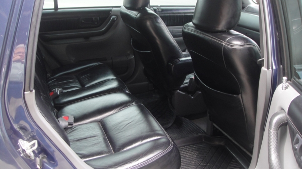 HONDA CRV ปลายปี2000 รถสวยจัด ดาวน์15000 HONDA CRV ปลายปี2000 รถสวยจัด ดาวน์15000