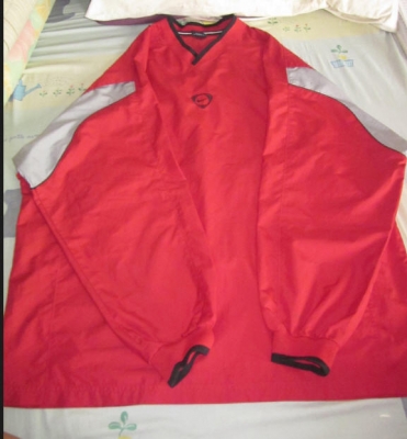 เสื้อ Nike Clima Fit สีแดงสวยๆค่ะ