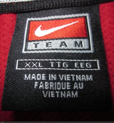 เสื้อ Nike Clima Fit สีแดงสวยๆค่ะ