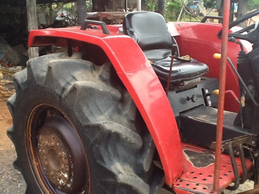 ยันร์ม่า EF453T 4 WD 2 เพลา พร้อมใบมีดันหน้า ทำงาน 1065 ชั่วโมง