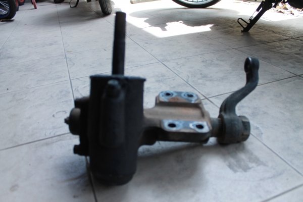 ขายกระปุกพวงมาลัยเดิม(ไม่เพวาเวอร์) นิสสันเออร์แวนอี24