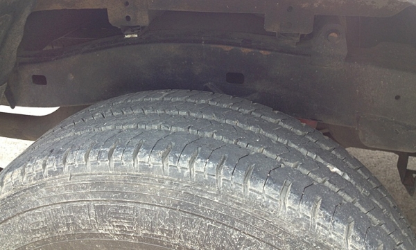 +วีโก้หัวเดียว LPG 2JZ เกียร์ธรรมดา+ประหยัด+ เดิมๆไม่มีชน พร้อมใช้ 082-381-6797