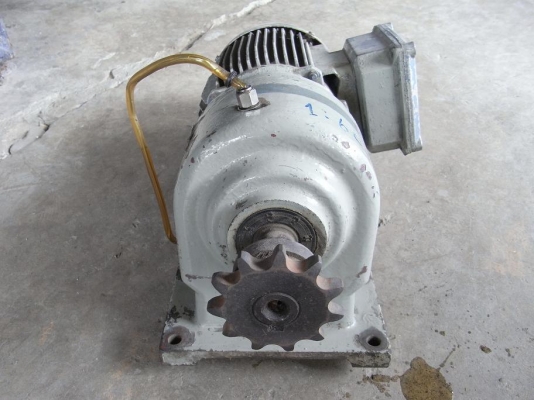 ขายมอเตอร์เกียร์ 1 HP. 380 V อัตราทด 1:60 สภาพดี พร้อมใช้งาน