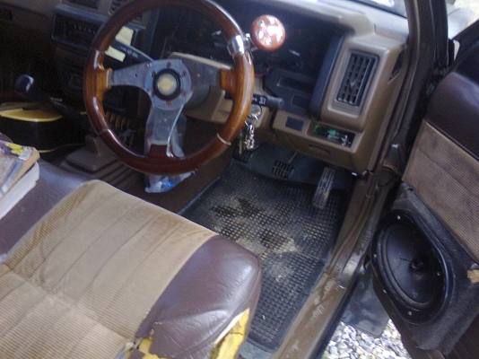 ขายรถกะบะนิสสันบิ๊กเอ็มตอนเดียว