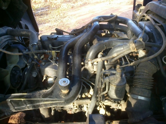 ขาย 6ล้อดั้มเดก้า230แรงม้า 6HE1-TC