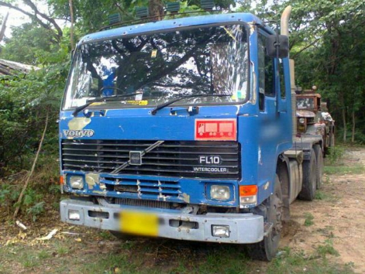 ขายหัวลาก VOLVO FL10 สภาพสวยพร้อมใช้ ติดต่อได้ที่คุณอ๊อฟ พิจิตร 086-737-9991