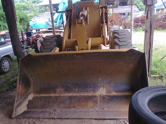 KOMATSU 515 เครื่องดี เกียร์ดี ระบบการทำงานดี ขับ 4 WD เอวแน่น ตักแรง ตักไว ประหยัด.