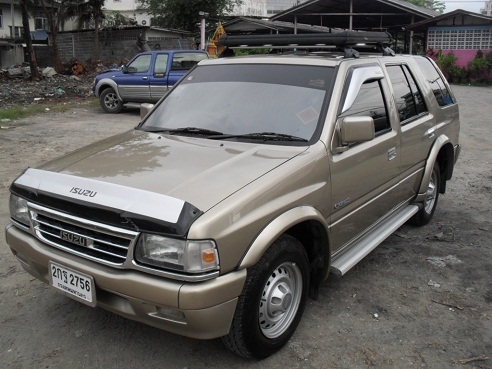 CAMEO รถครอบครัว สภาพพร้อมใช้