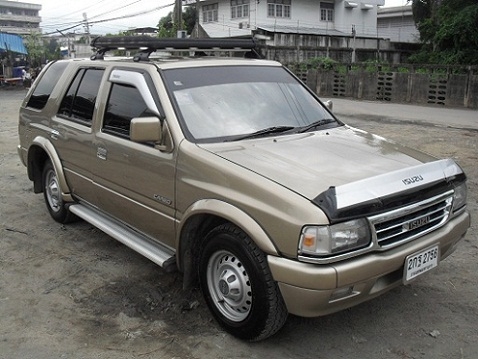 CAMEO รถครอบครัว สภาพพร้อมใช้