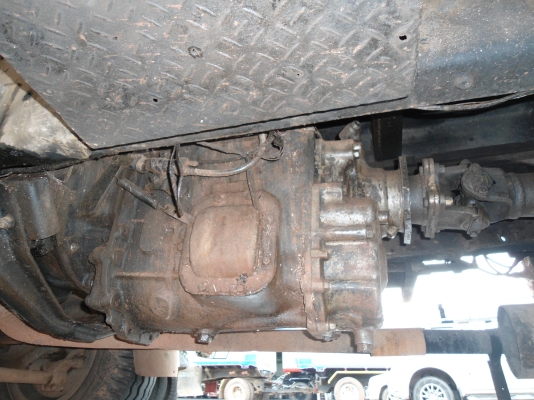 ขายด่วนไอ้หลงหางปลาขึ้นแบ็คโฮ200สบายเพลาเดียวทะเบียนพร้อมราคาถูกรีบจอง 0843923995 0811838154