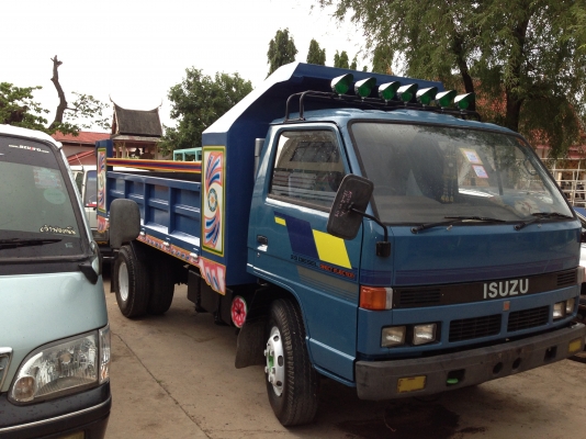 ขายรถ  6  ล้อ  NPR115ดั้มสวยๆๆๆๆๆๆๆๆๆๆๆ