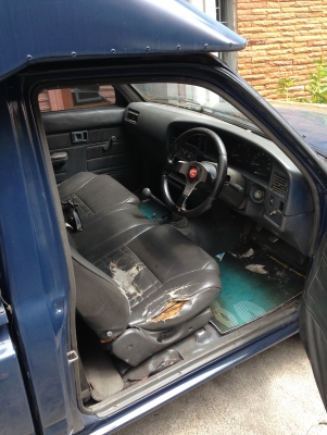 Toyota Hilux Mighty-x ปี 1991 สภาพพร้อมใช้ ราคากันเองครับ