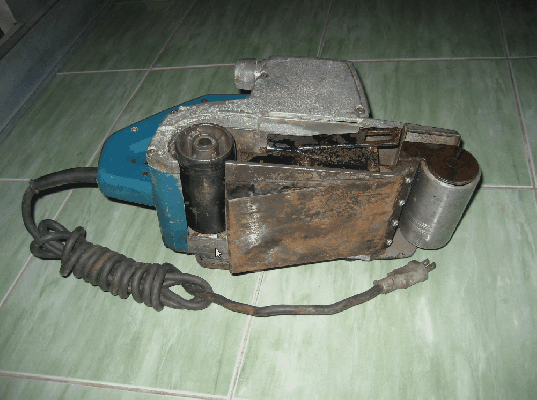 ขายรถถังขัดไม้ Makita 9401 940/W 350/min แท้100\% ขายรถถังขัดไม้ Makita 9401 940/W 350/min แท้100\%