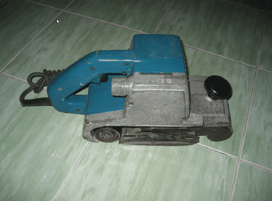 ขายรถถังขัดไม้ Makita 9401 940/W 350/min แท้100\% ขายรถถังขัดไม้ Makita 9401 940/W 350/min แท้100\%