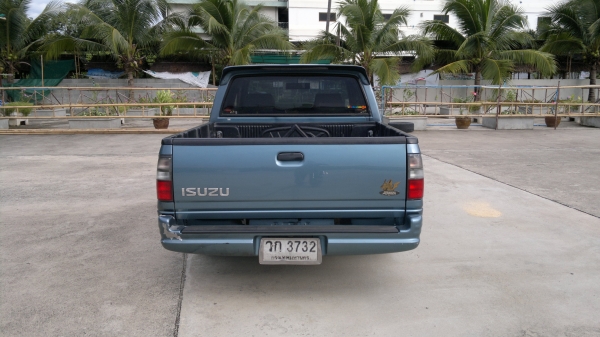 ขายถูกๆอีซูซุดร้าก้อน4ประตู เครื่อง3.0 โบใหญ่ เกียร์ธรรมดา ซื้อไปคุ้มซ่อมหมดแล้วรถพร้อมใช้