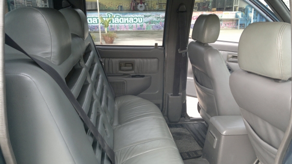 ขายถูกๆอีซูซุดร้าก้อน4ประตู เครื่อง3.0 โบใหญ่ เกียร์ธรรมดา ซื้อไปคุ้มซ่อมหมดแล้วรถพร้อมใช้