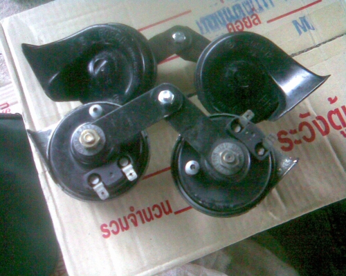 แตรคู่บอสครับเสียงเพราะครับ แตรคู่บอสครับเสียงเพราะครับ