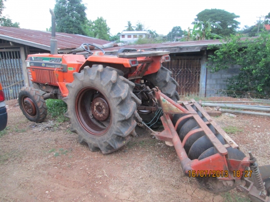 ขายรถไถคูโบต้าL1-R28 4WD 4สูบ พร้อมอุปกรณ์เพียบ ถูกๆ!!!