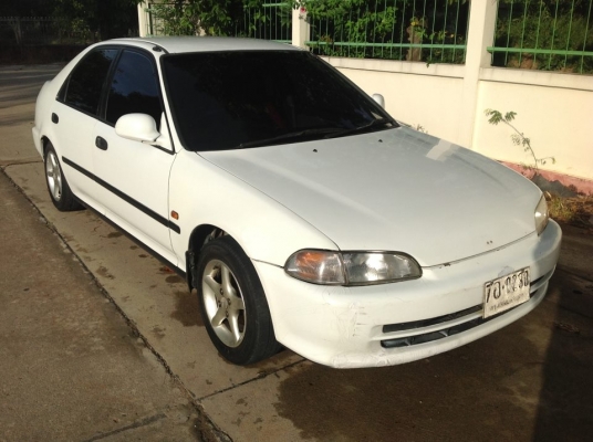 civic สวยๆ พร้อมใช้ LPG