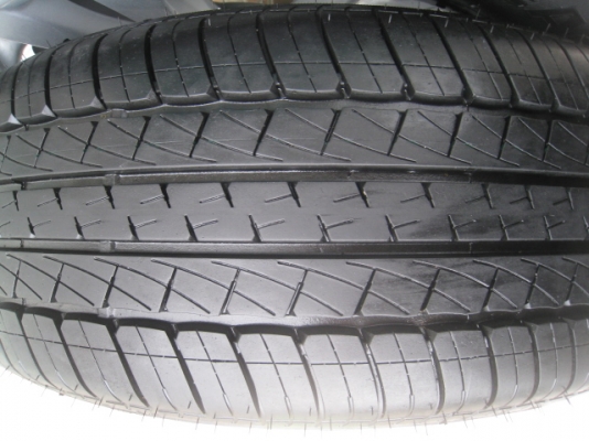 ขายล้อแม็ก Honda civic fb ถอดรถป้ายแดง 16"x6.5" et45 5 รู 114.3 +ยางสัปดาห์ที่ 11 ปี 13 (081-3747940)