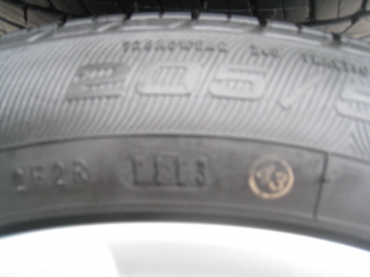 ขายล้อแม็ก Honda civic fb ถอดรถป้ายแดง 16"x6.5" et45 5 รู 114.3 +ยางสัปดาห์ที่ 11 ปี 13 (081-3747940)