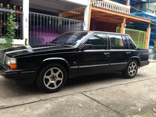 ขายด่วนvolvo 760 1J lpg เกียรออโต้ เพาเวอรเครื่องแก๊สลงเล่มแล้วครับทะเบียน56โอนครบแอรหนาวๆเอาเป็นว่าจบๆ