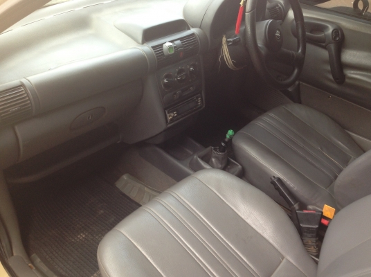 OPEL CORSA 1200 CC ปี 95 รถสวยเดิมๆสภาพดีพร้อมใช้งาน เครื่องแห้งแรงดี ภายในเก๋งคอนโซลสวยครบ พวงมาลัยเพาเวอร์ กระจกไฟฟ้า แอร์เย็น เครื่องเล่น CD ช่วงล่างแน่น ยางสภาพดี 4 เส้นประมาณ 60\% พร้อมใช้งานได้เลย เอกสารทะเบียนภาษีครบพร้อมโอน ราคาต่อรองได้ครับ OPEL CORSA 1200 CC ปี 95 รถสวยเดิมๆสภาพดีพร้อมใช้งาน เครื่องแห้งแรงดี ภายในเก๋งคอนโซลสวยครบ พวงมาลัยเพาเวอร์ กระจกไฟฟ้า แอร์เย็น เครื่องเล่น CD ช่วงล่างแน่น ยางสภาพดี 4 เส้นประมาณ 60\% พร้อมใช้งานได้เลย เอกสารทะเบียนภาษีครบพร้อมโอน ราคาต่อรองได้ครับ