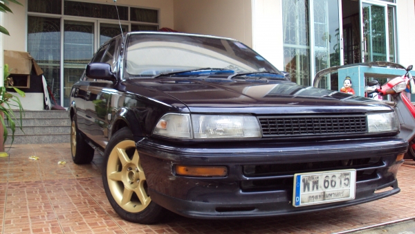 ขายด่วนรถบ้านTOYOTA, COROLLAตัวท๊อบเครื่องหัวฉีดช่างล่างดีแก๊ส+น้ำมันแอร์เย็นราคาต่อรองได้ครับ