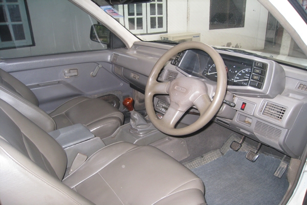 ขายรถบ้าน กระบะแค็ป ISUZU TFR SL 2500di ปี37 ไม่เคยทำสีรถใหม่ กระบะแม็คลายเนอร์ ล้อแม็ค ภายในสวย ราคาต่อรองได้