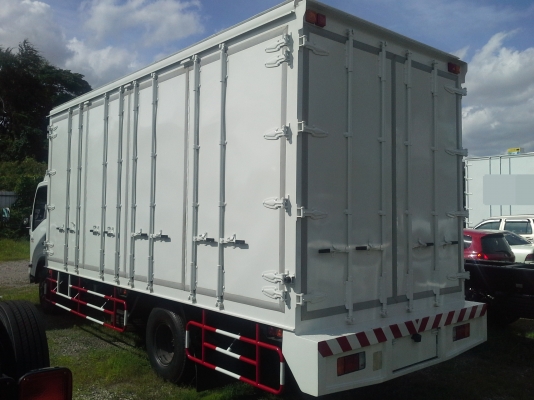 รถบรรทุก 6 ล้อ ISUZU 75L5H