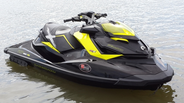 ขายด่วน  jetski seadoo. rxp260x. rs