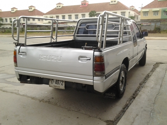 isuzu  slx