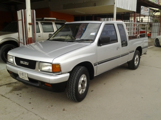 isuzu  slx