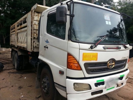 รถฮีโน่ 10 ล้อดั้ม 260 แรงม้า ปี 47 ( ขายแม่/ลูก ) สนใจติดต่อ 081 - 6079515