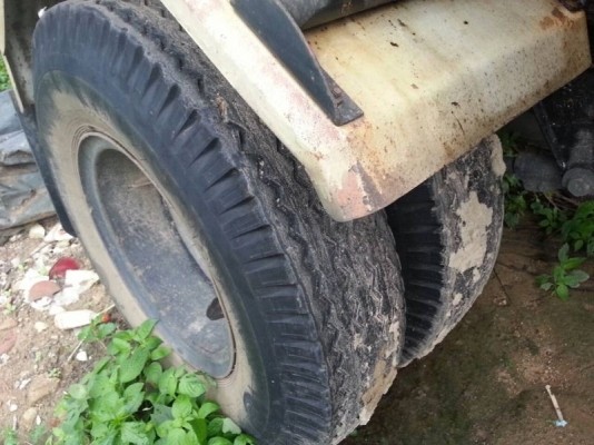 รถฮีโน่ 10 ล้อดั้ม 260 แรงม้า ปี 47 ( ขายแม่/ลูก ) สนใจติดต่อ 081 - 6079515