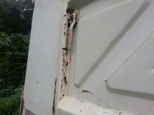 รถฮีโน่ 10 ล้อดั้ม 260 แรงม้า ปี 47 ( ขายแม่/ลูก ) สนใจติดต่อ 081 - 6079515