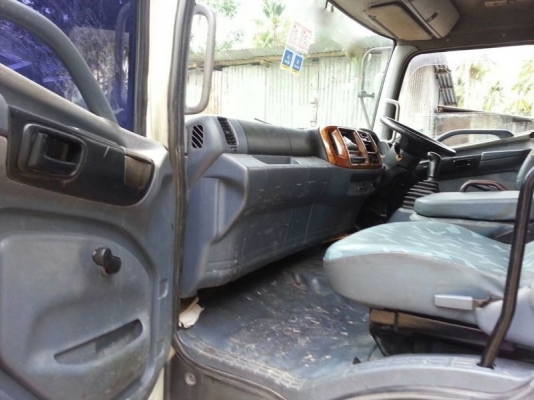 รถฮีโน่ 10 ล้อดั้ม 260 แรงม้า ปี 47 ( ขายแม่/ลูก ) สนใจติดต่อ 081 - 6079515