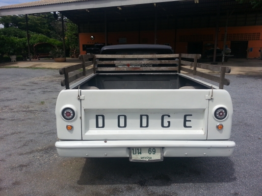 ขายDODGE 200 น่าเก็บสะสม ทะเบียนแท้คู่ตัว ขายDODGE 200 น่าเก็บสะสม ทะเบียนแท้คู่ตัว