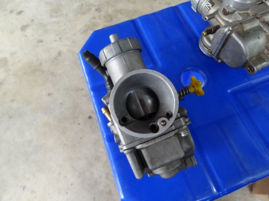 คาร์บู เอ็นโปร พร้อมใช้ เดินเบาอยู่ ส่งให้ได้ครับ คาร์บู เอ็นโปร พร้อมใช้ เดินเบาอยู่ ส่งให้ได้ครับ