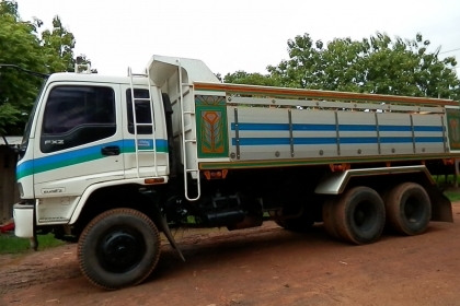 10ล้อดั้มISUZU DECA 270ปี ดั้มมิเนียม แม่ลูกๆ3คาน(เหล็ก)