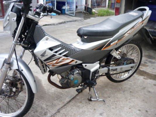 ฮอนด้า SONIC กุญแจใหญ่ ไฟเต็มพร้อมใช้งาน.ราคาไม่แพง ฮอนด้า SONIC กุญแจใหญ่ ไฟเต็มพร้อมใช้งาน.ราคาไม่แพง