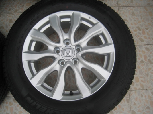 ขายล้อแม็ก Honda CRV G4 ถอดรถป้ายแดง 17"x6.5" et50 5รู114.3 + ยางปี 13 สนใจติดต่อ เล็กคลองสามครับ (081-3747940)