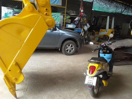 เล่มทะเบียน komatsu 200-8 ช่วงล่างเต็มแน่นๆไฟฟ้าครบแอร์ฉ่ำมีสัญญานเดินรถ เดิมๆทุกอย่างไม่เคยถอดหรือซ่อมแซมทุกจุด ซื้อ มิย.53 เล่มทะเบียน komatsu 200-8 ช่วงล่างเต็มแน่นๆไฟฟ้าครบแอร์ฉ่ำมีสัญญานเดินรถ เดิมๆทุกอย่างไม่เคยถอดหรือซ่อมแซมทุกจุด ซื้อ มิย.53