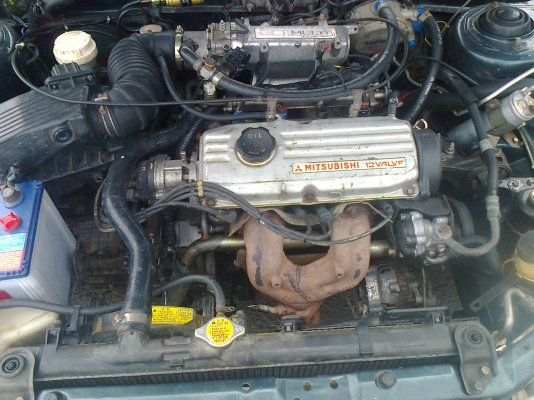 ขายด่วนมิตซูอีคาร์เกียร์ธรรมดาติดแก๊สถังมันติวาวแอร์เย้นพร้อมใช้งานปี94