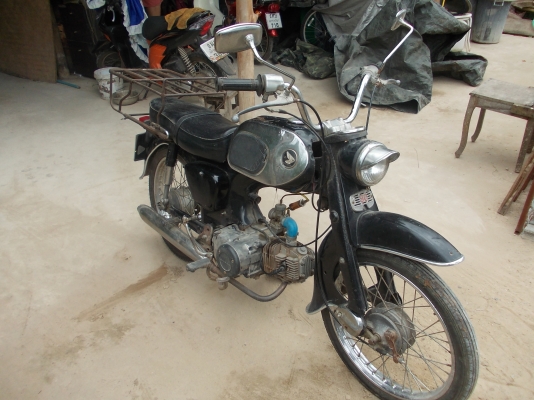 ขาย c200 งามๆถูกๆเดิมเครื่องดีมากครับ