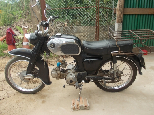 ขาย c200 งามๆถูกๆเดิมเครื่องดีมากครับ